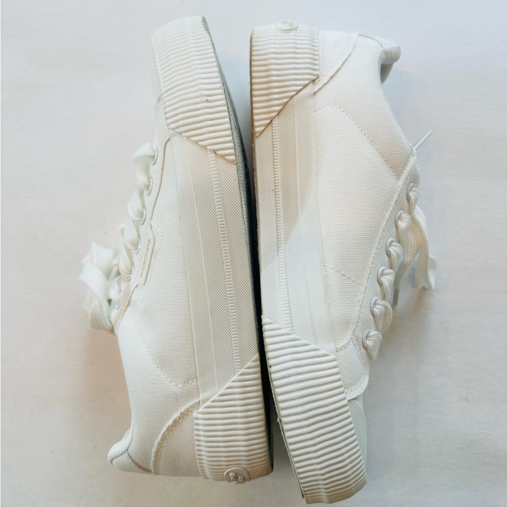 ROCKET DOG Sneakers Cheery Canvas Cotton White Padded EUC Size 8